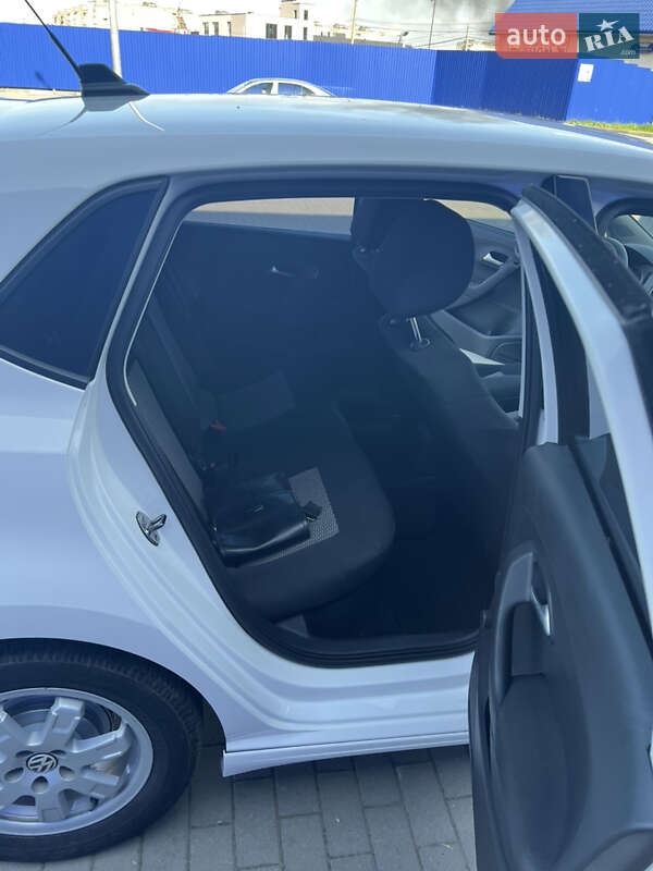 Хэтчбек Volkswagen Polo 2010 в Калуше