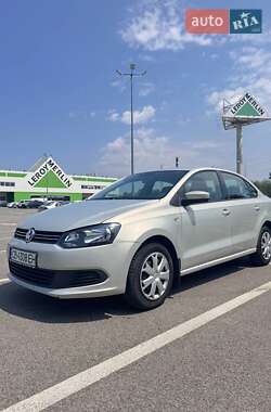 Седан Volkswagen Polo 2013 в Киеве