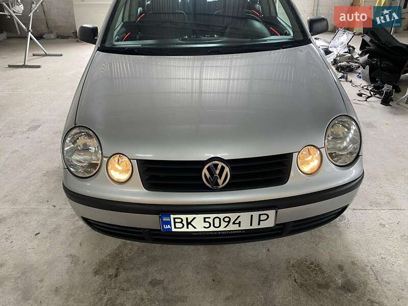 Хэтчбек Volkswagen Polo 2004 в Ровно