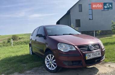 Хетчбек Volkswagen Polo 2007 в Рівному