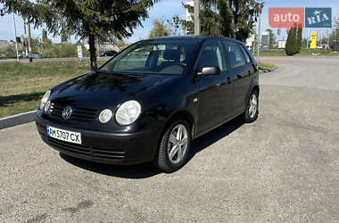 Хэтчбек Volkswagen Polo 2002 в 