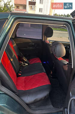 Седан Volkswagen Polo 1998 в 