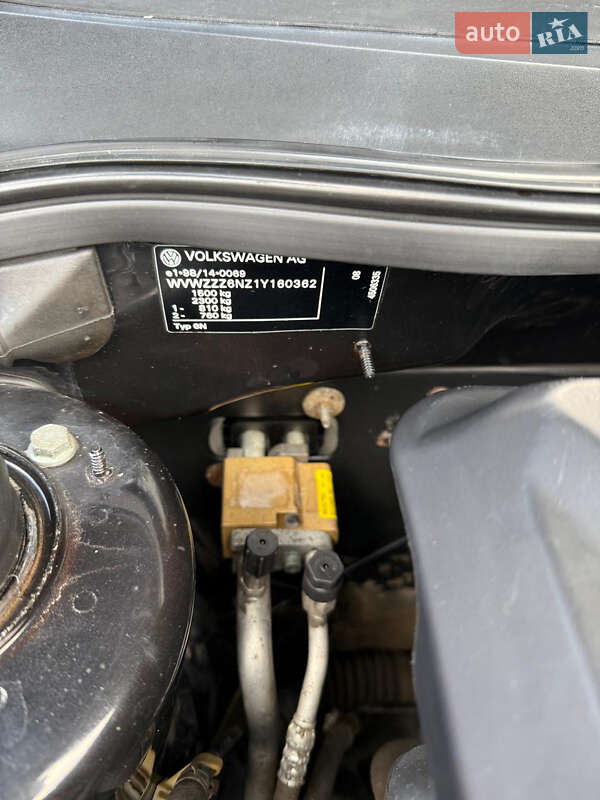 Хетчбек Volkswagen Polo 2000 в Житомирі