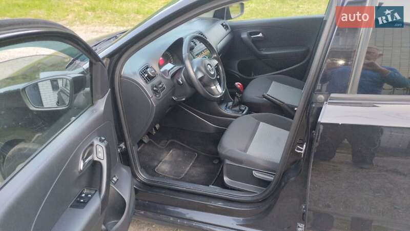 Седан Volkswagen Polo 2012 в Виннице