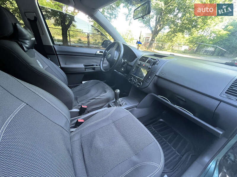Хэтчбек Volkswagen Polo 2007 в Запорожье