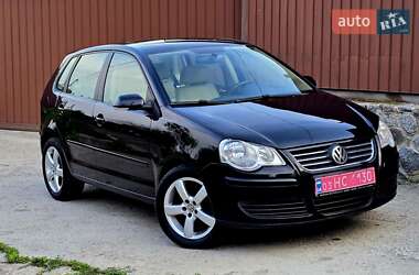 Хэтчбек Volkswagen Polo 2008 в 