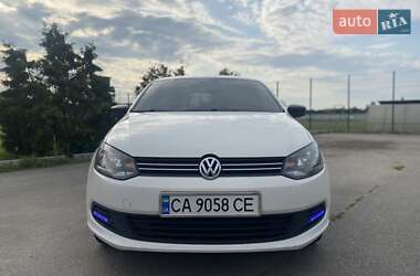 Седан Volkswagen Polo 2011 в 