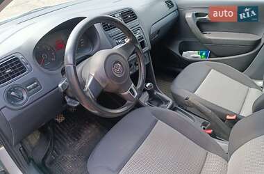 Седан Volkswagen Polo 2011 в 