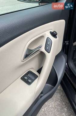 Хэтчбек Volkswagen Polo 2010 в 