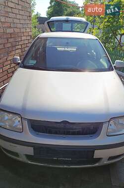 Хэтчбек Volkswagen Polo 2000 в Малой Виске