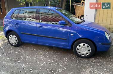 Хетчбек Volkswagen Polo 2002 в Чернівцях