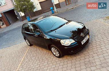 Хетчбек Volkswagen Polo 2008 в Мукачевому