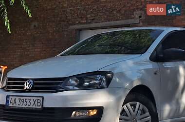Седан Volkswagen Polo 2018 в Николаеве