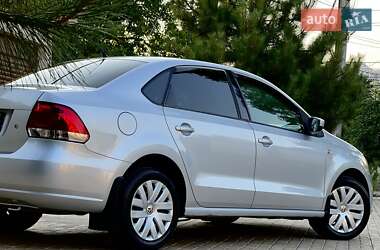 Седан Volkswagen Polo 2011 в 