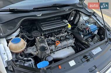 Седан Volkswagen Polo 2011 в 