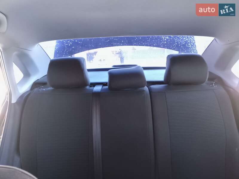 Седан Volkswagen Polo 2011 в Полонном