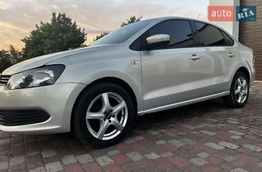Седан Volkswagen Polo 2012 в Чернігові