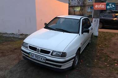 Седан Volkswagen Polo 1996 в Києві
