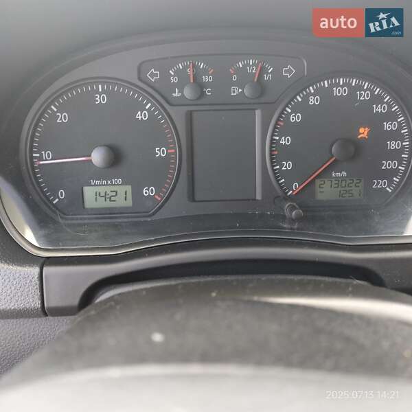 Хетчбек Volkswagen Polo 2005 в Києві фото 15 Хетчбек Volkswagen Polo 2005 в Києві