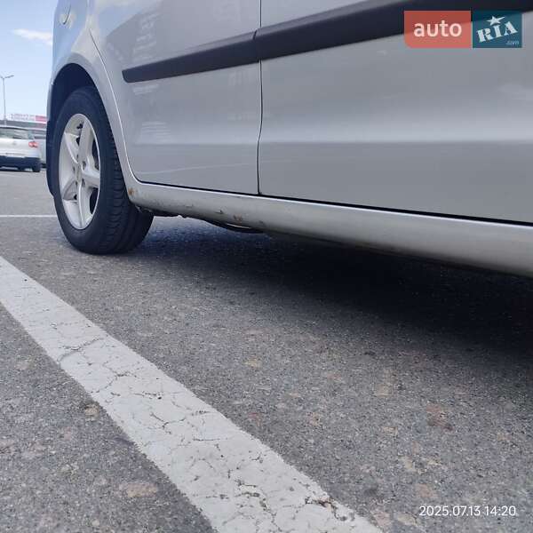 Хетчбек Volkswagen Polo 2005 в Києві фото 22 Хетчбек Volkswagen Polo 2005 в Києві