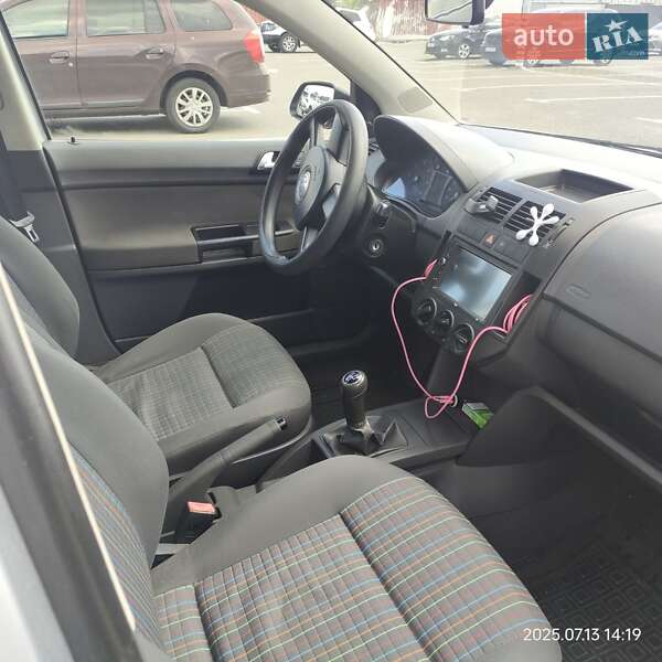 Хетчбек Volkswagen Polo 2005 в Києві фото 30 Хетчбек Volkswagen Polo 2005 в Києві