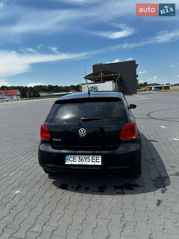 Хэтчбек Volkswagen Polo 2011 в Черновцах