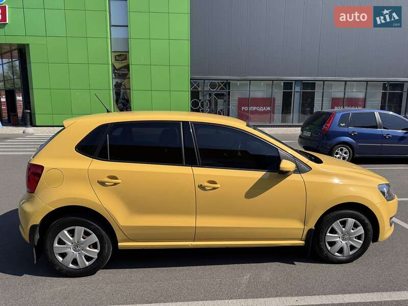 Хетчбек Volkswagen Polo 2010 в Києві