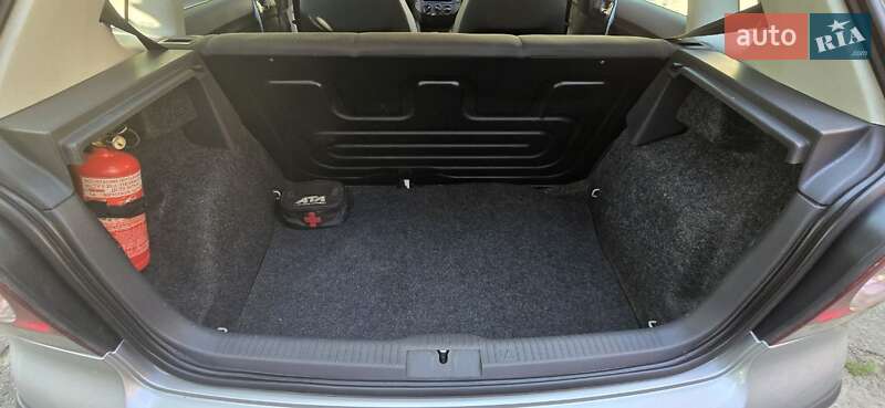 Хетчбек Volkswagen Polo 2008 в Києві фото 24 Хетчбек Volkswagen Polo 2008 в Києві