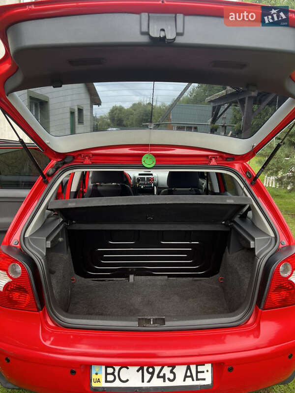 Хетчбек Volkswagen Polo 2003 в Яворові