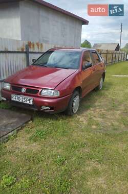 Седан Volkswagen Polo 1996 в 