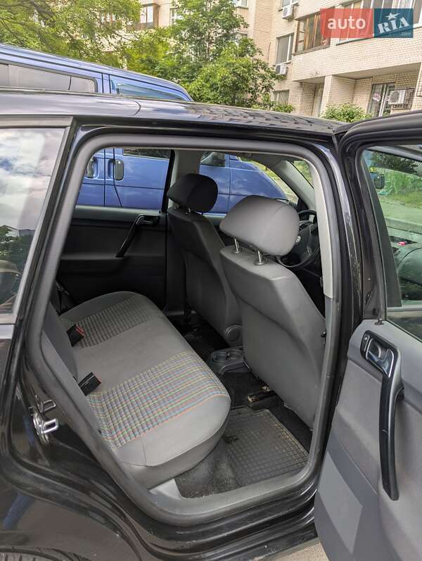 Хэтчбек Volkswagen Polo 2008 в Киеве