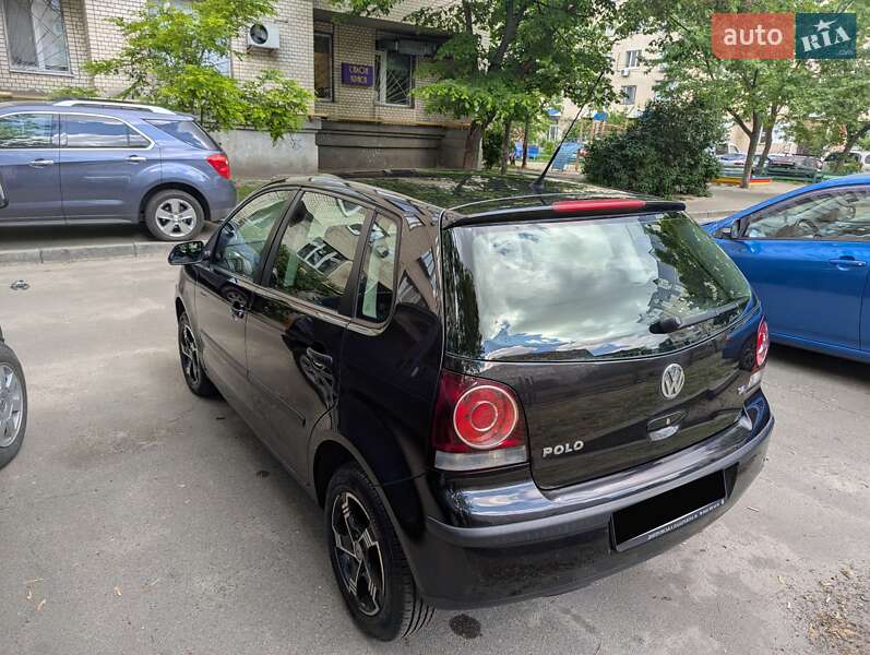 Хэтчбек Volkswagen Polo 2008 в Киеве