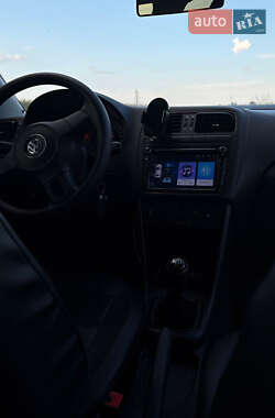 Седан Volkswagen Polo 2013 в Ямполе