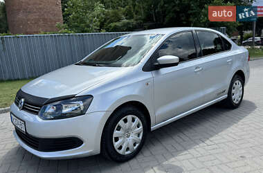 Седан Volkswagen Polo 2013 в Житомире