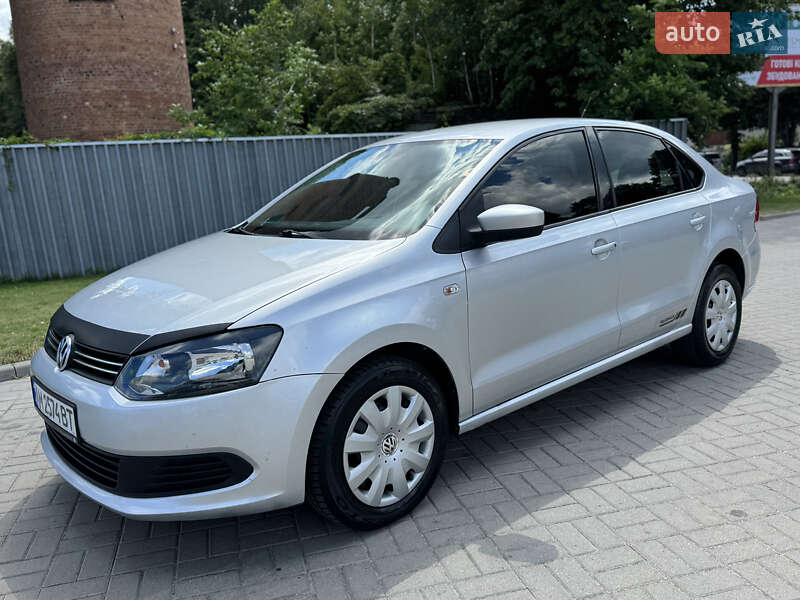 Седан Volkswagen Polo 2013 в Житомире