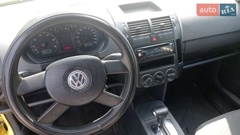 Хетчбек Volkswagen Polo 2003 в Дніпрі