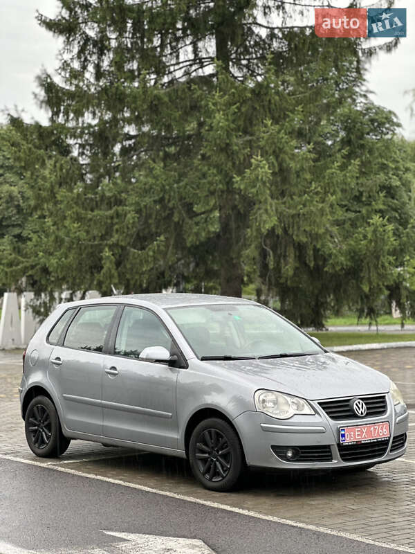 Хэтчбек Volkswagen Polo 2007 в Киверцах