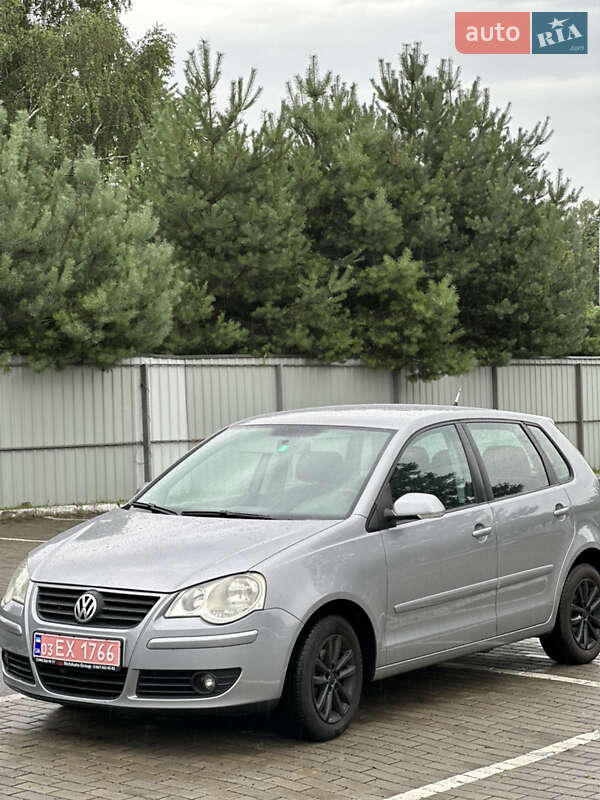 Хэтчбек Volkswagen Polo 2007 в Киверцах