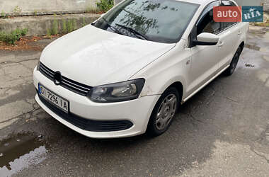 Седан Volkswagen Polo 2013 в Києві
