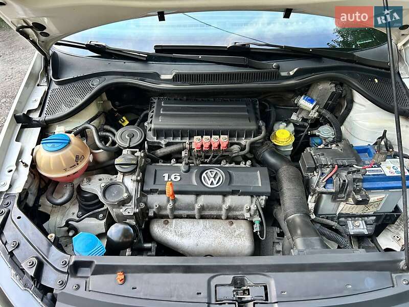 Седан Volkswagen Polo 2012 в Харькове