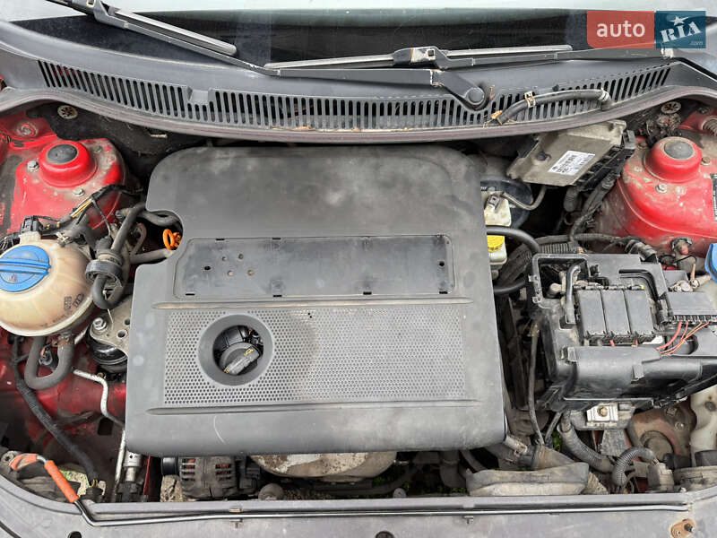Хэтчбек Volkswagen Polo 2007 в Киеве