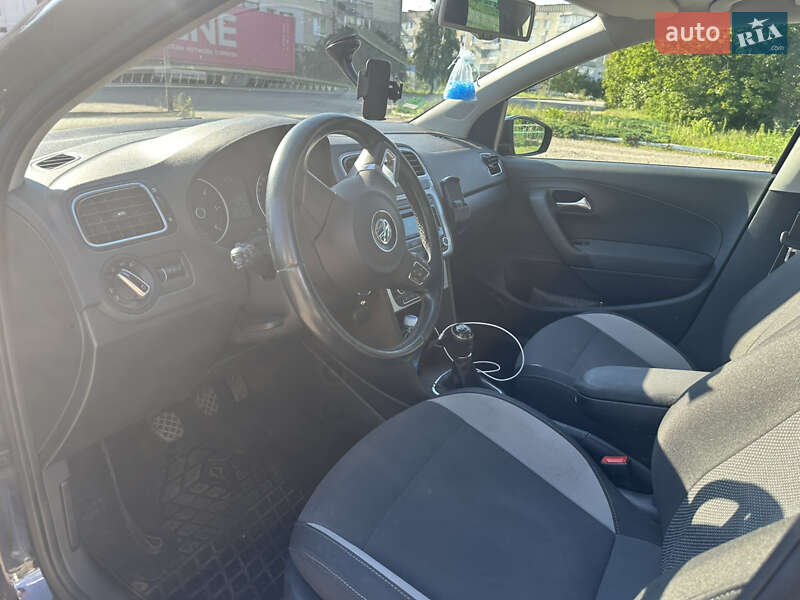 Хэтчбек Volkswagen Polo 2013 в Сарнах