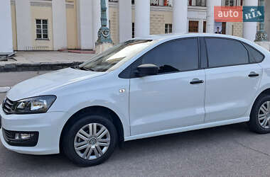 Седан Volkswagen Polo 2019 в Жовтих Водах