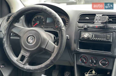 Седан Volkswagen Polo 2011 в 