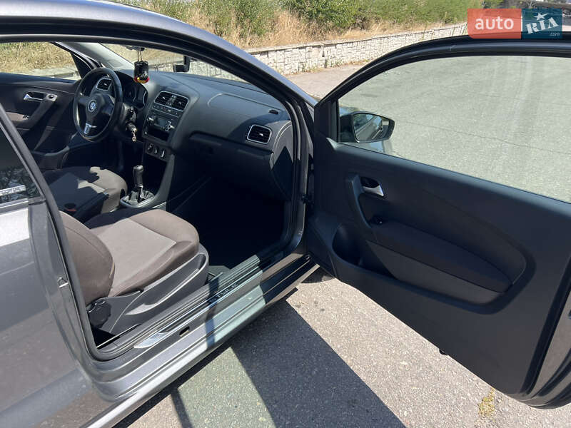 Хэтчбек Volkswagen Polo 2012 в Запорожье фото 5 Хэтчбек Volkswagen Polo 2012 в Запорожье