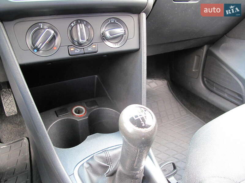 Хетчбек Volkswagen Polo 2011 в Києві