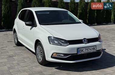 Хэтчбек Volkswagen Polo 2015 в Ровно