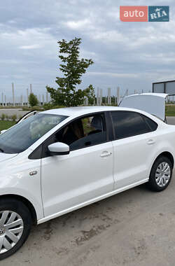 Седан Volkswagen Polo 2012 в Коростене