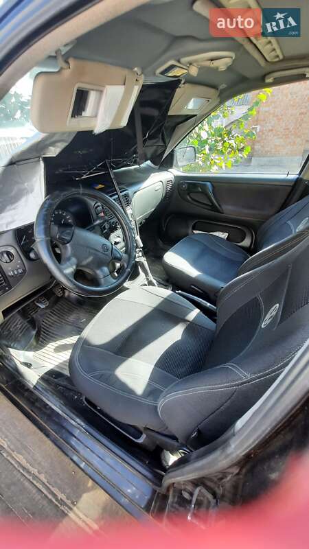 Хэтчбек Volkswagen Polo 1999 в Кривом Роге