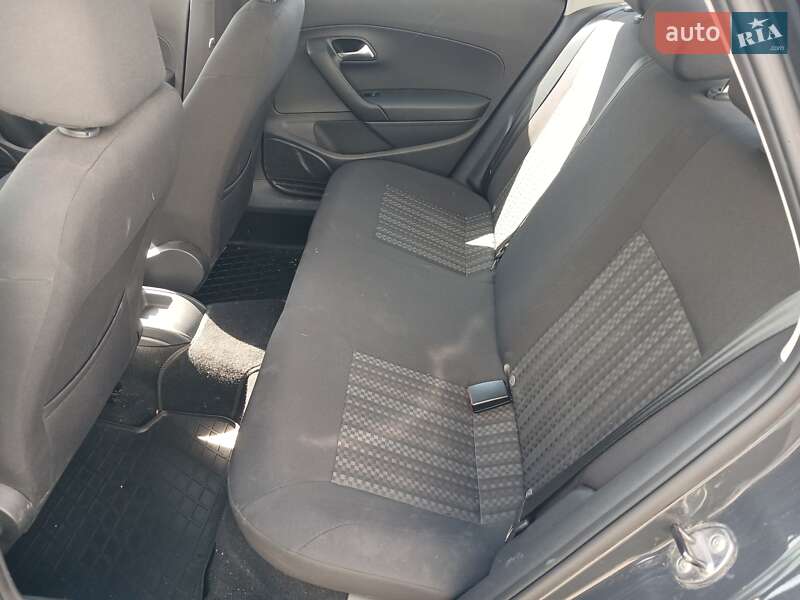 Седан Volkswagen Polo 2017 в Львове